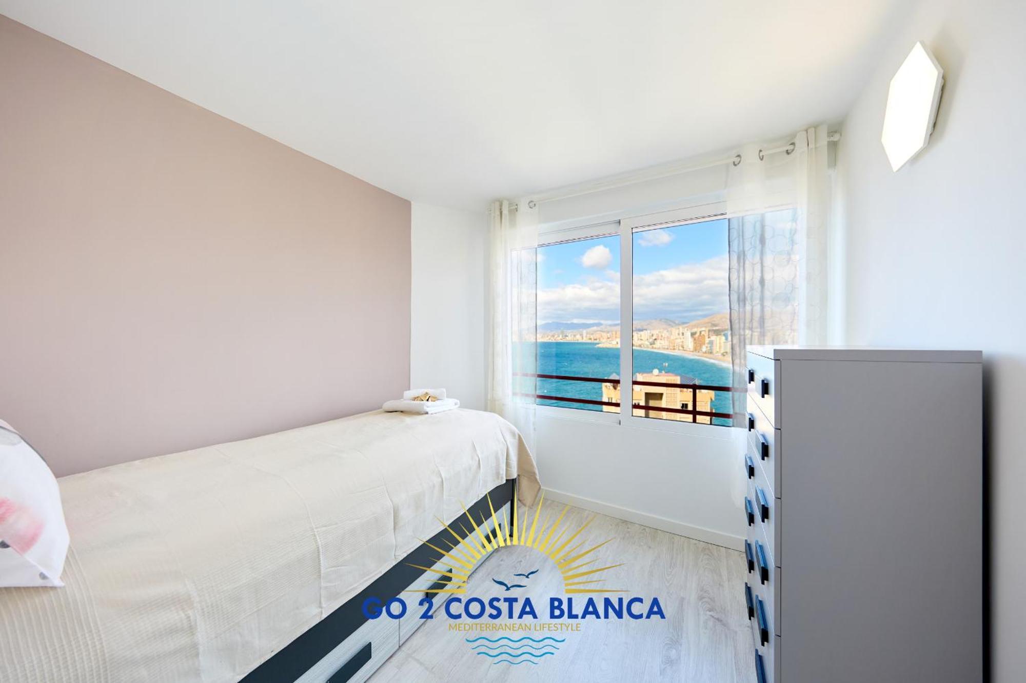 Doro Seaview Apartment Бенидорм Экстерьер фото