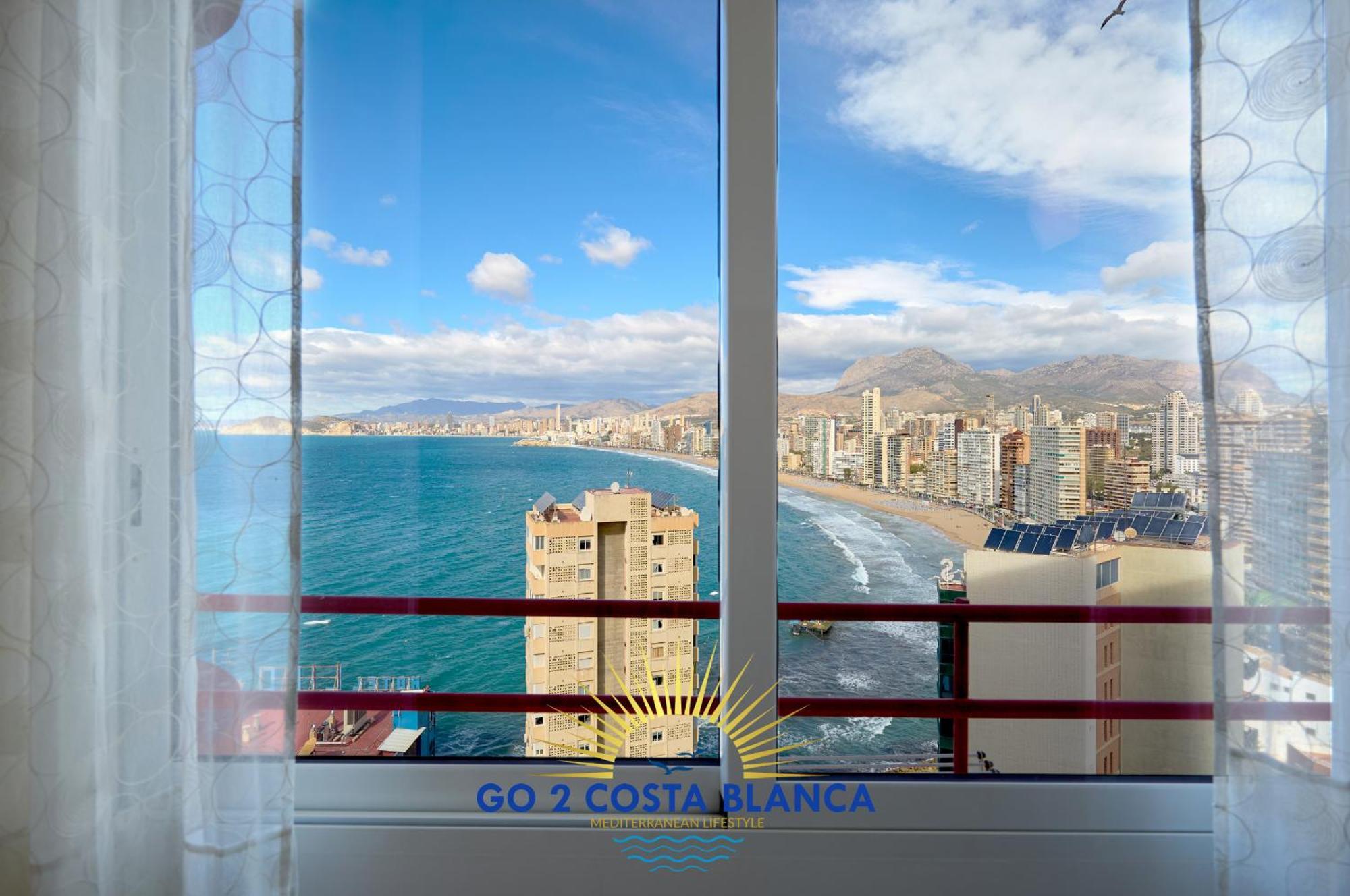 Doro Seaview Apartment Бенидорм Экстерьер фото